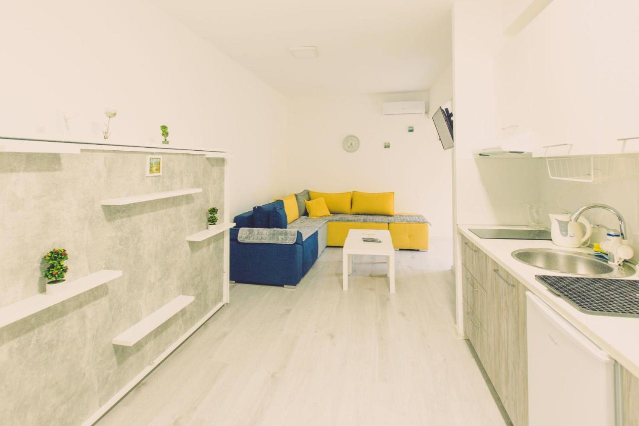 Hristovi Apartments Скоп'є Екстер'єр фото